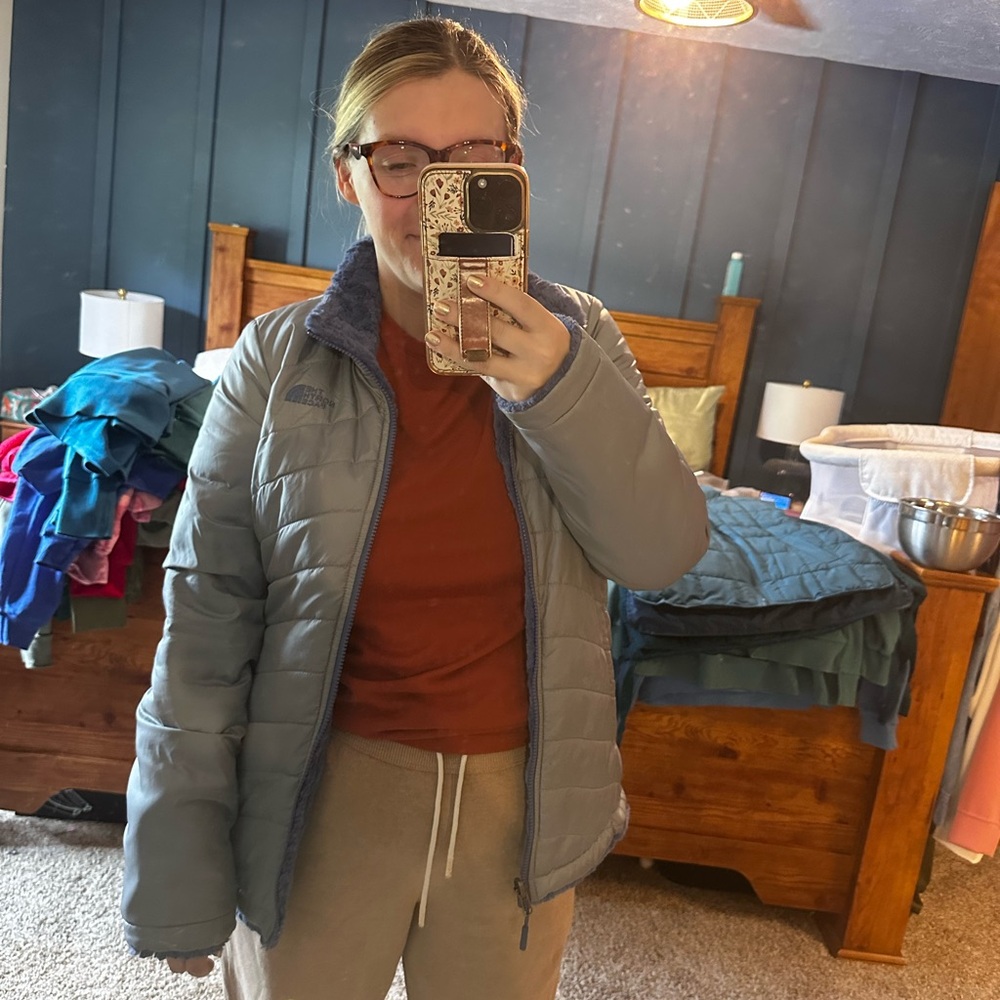 Women's Gray Puffer Jacket